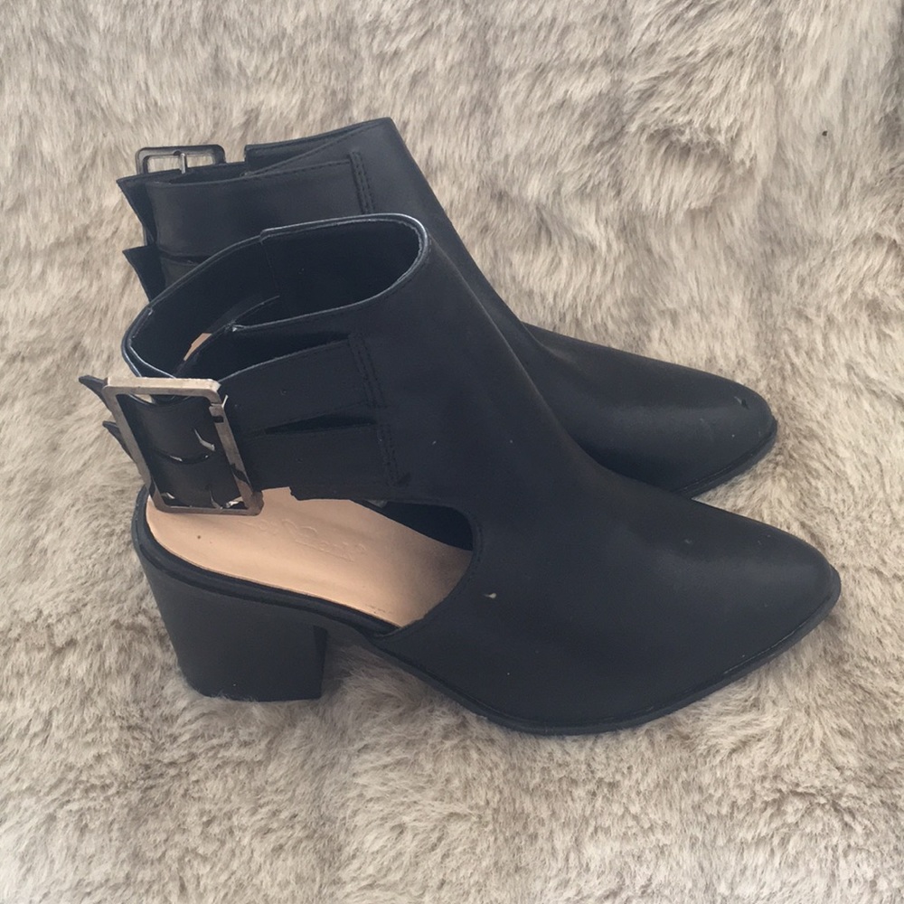 Lulus’s Black Leather Cutout Ankle Booties